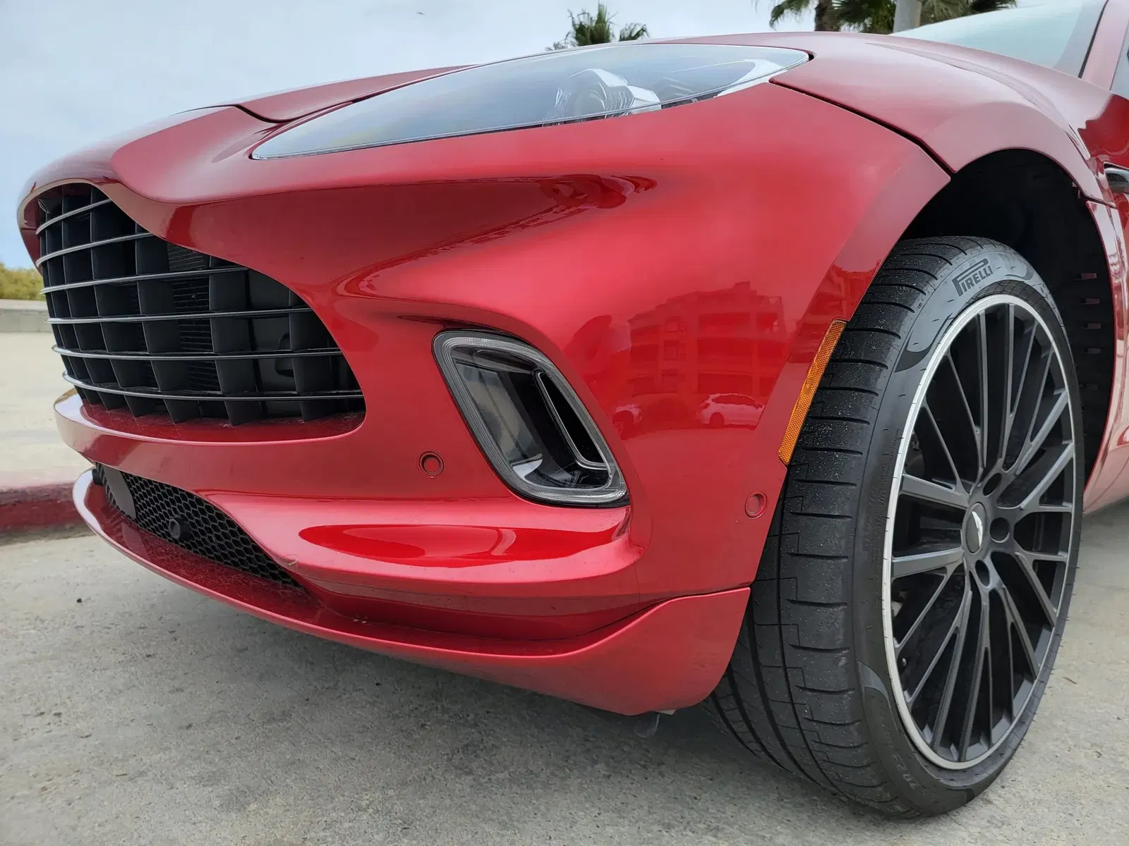 2022 Aston Martin DBX
