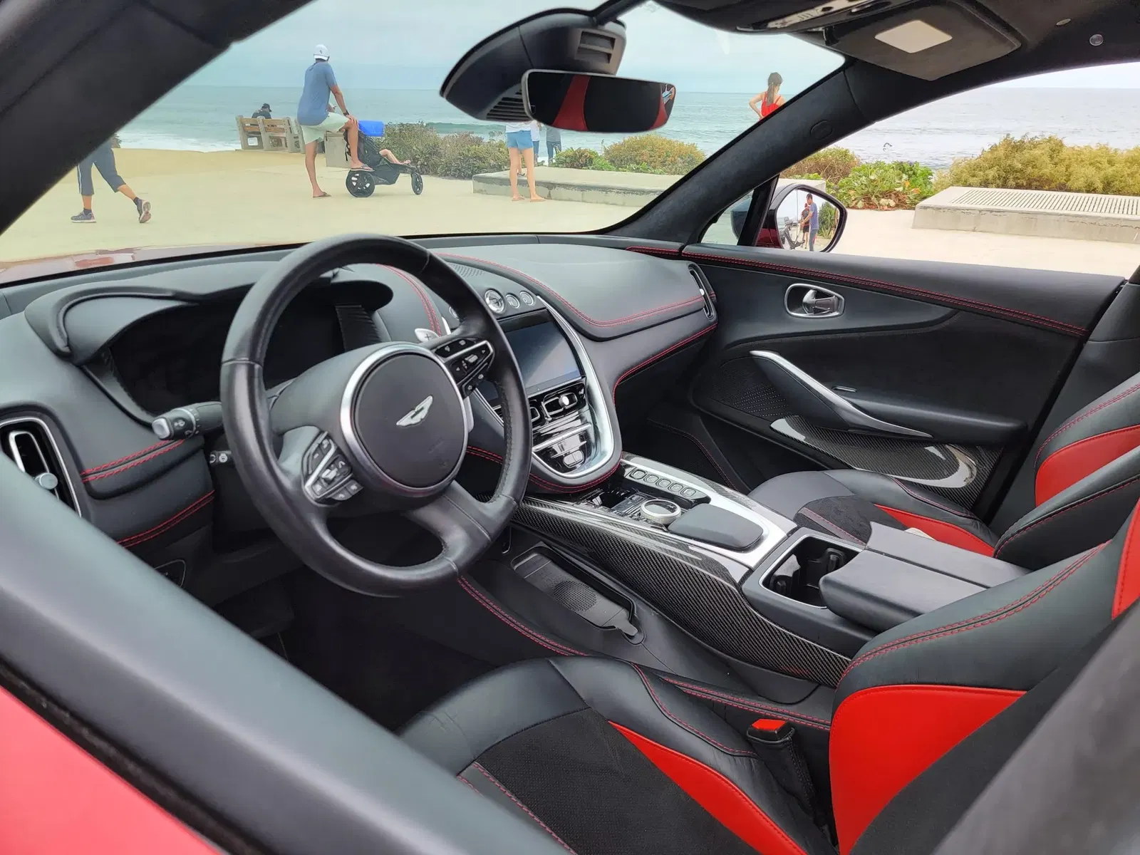 2022 Aston Martin DBX