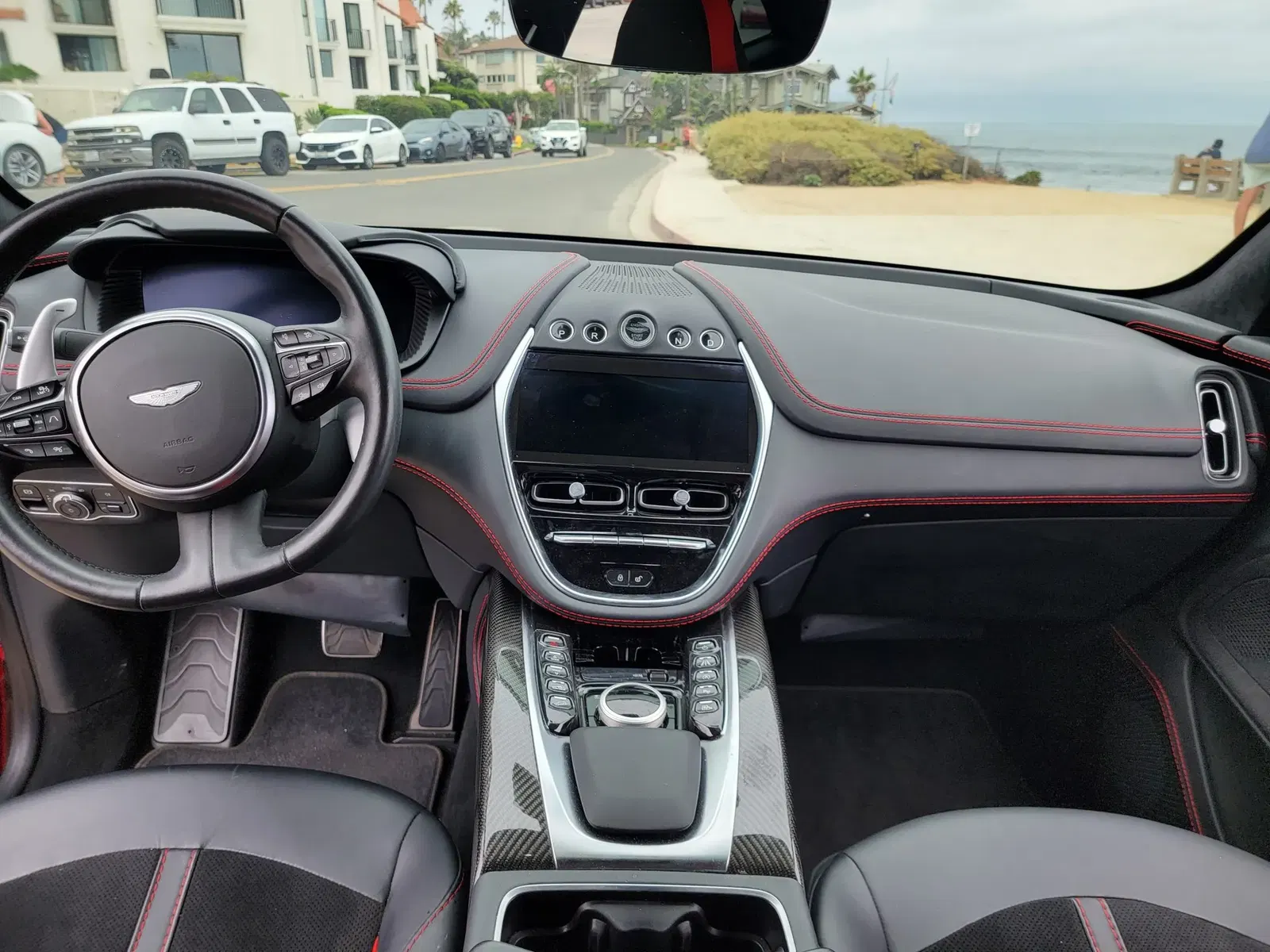 2022 Aston Martin DBX