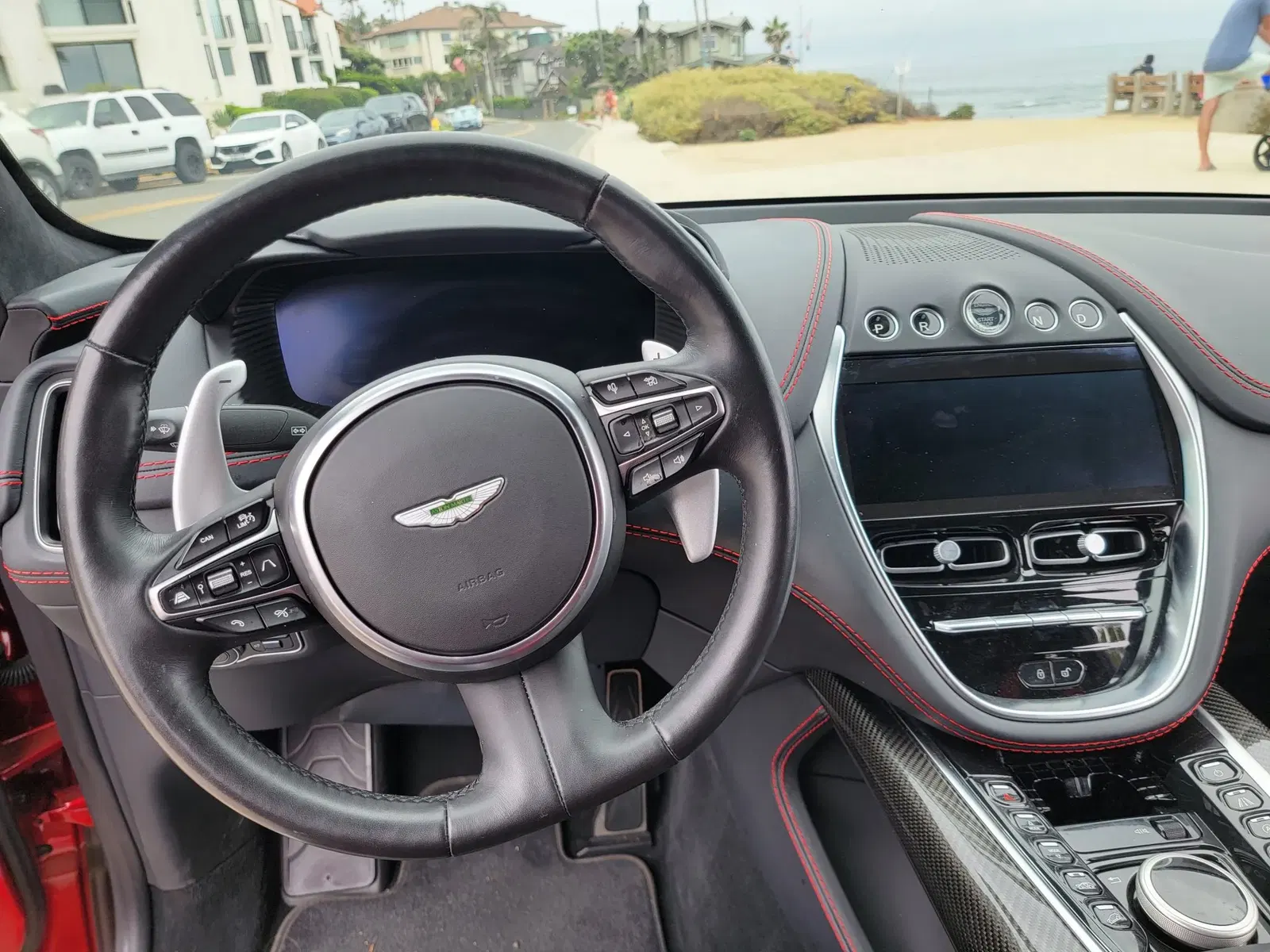 2022 Aston Martin DBX