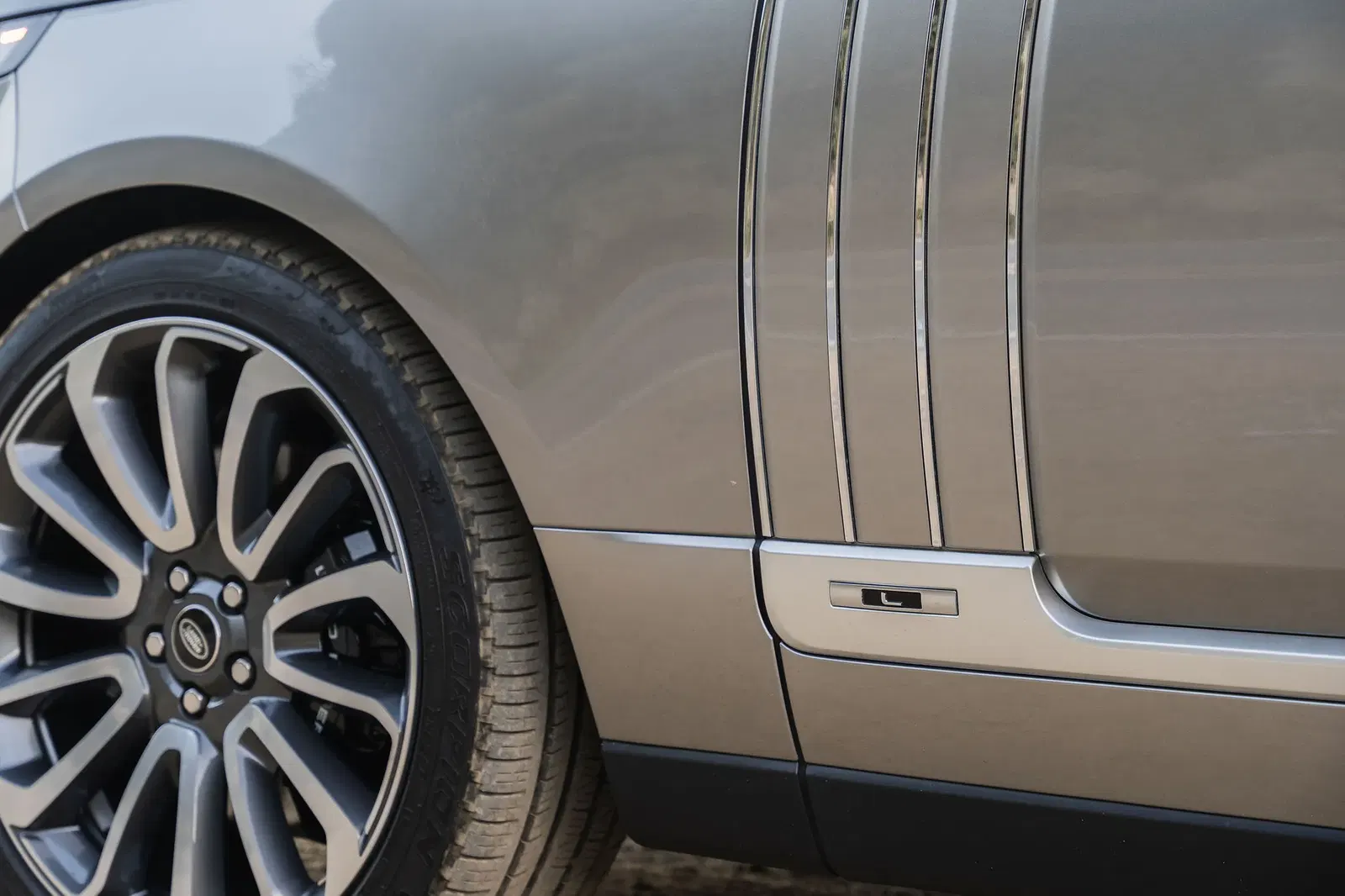 2021 Land Rover Range Rover SVAutobiography LWB