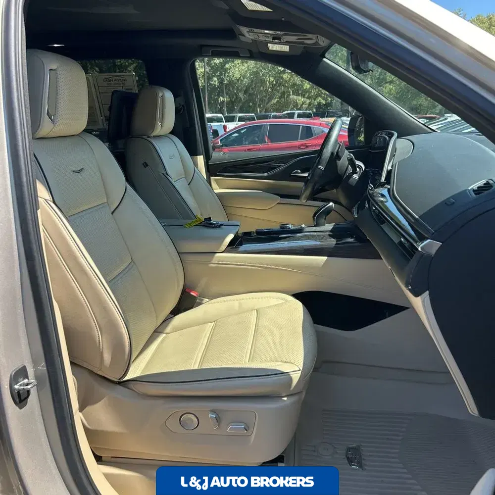 2021 Cadillac Escalade Premium Luxury