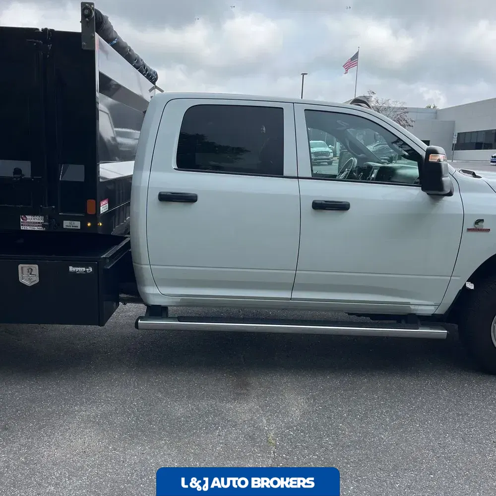 2024 Ram 3500 Cab/Chassis Tradesman