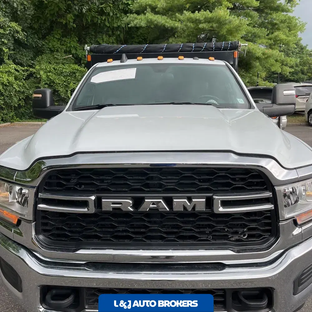 2024 Ram 3500 Cab/Chassis Tradesman