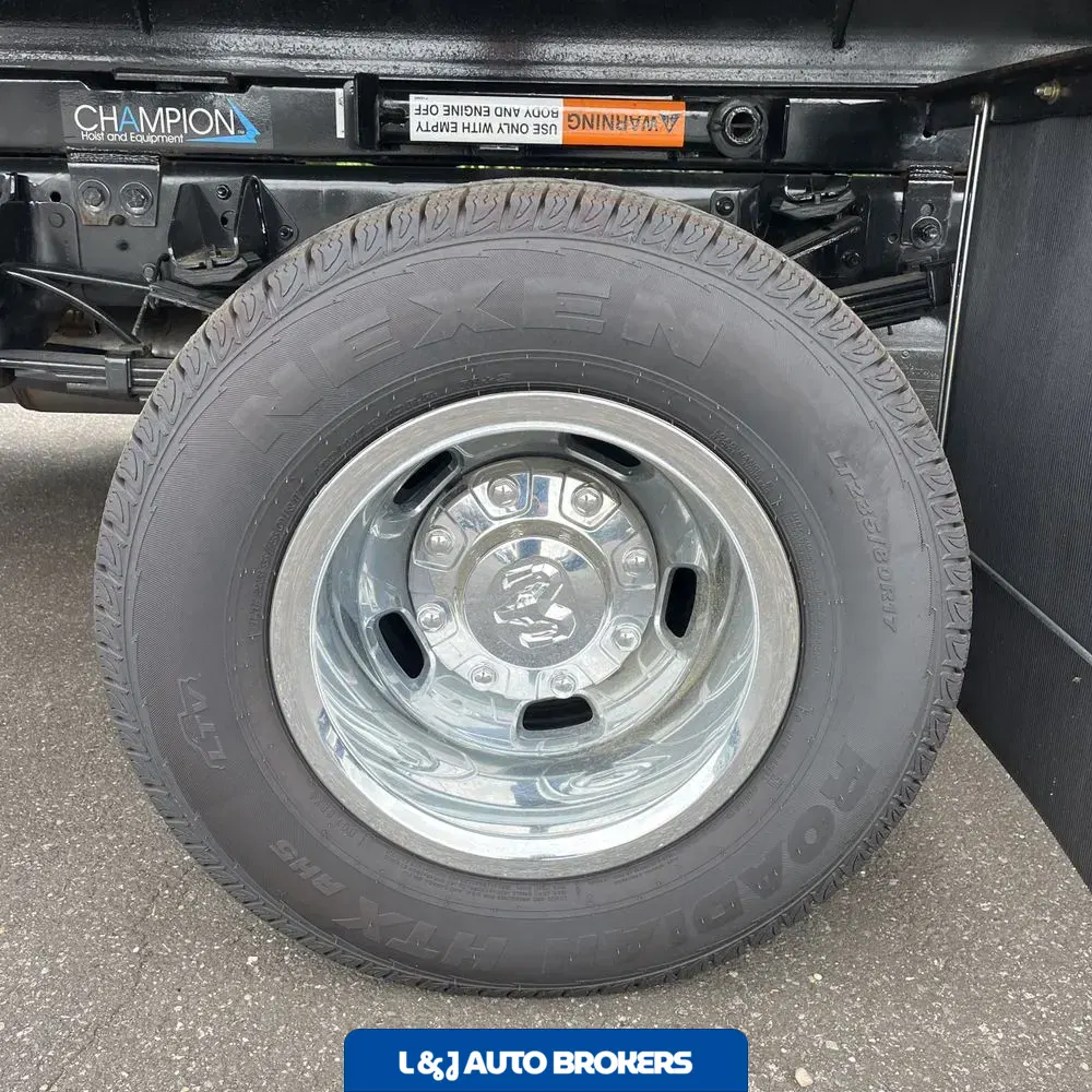 2024 Ram 3500 Cab/Chassis Tradesman