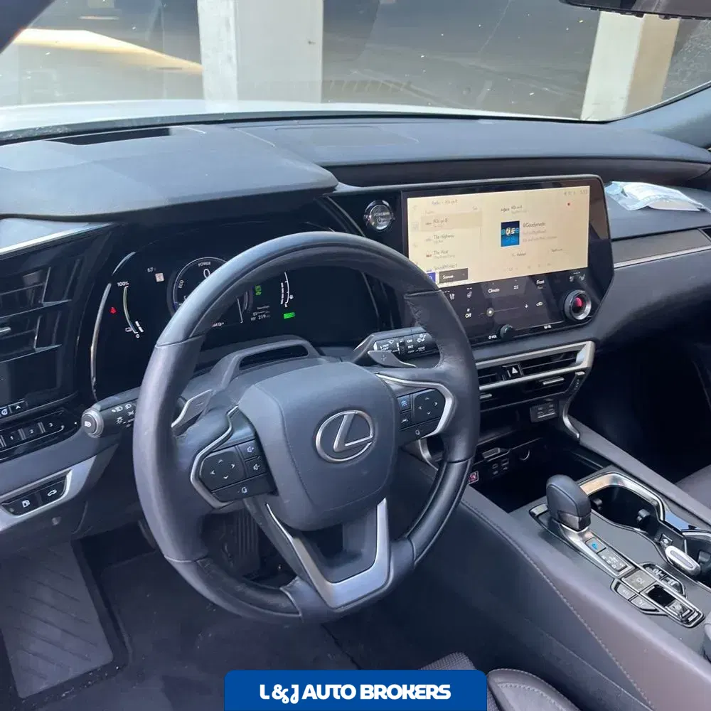 2024 Lexus RX 450h+ Luxury