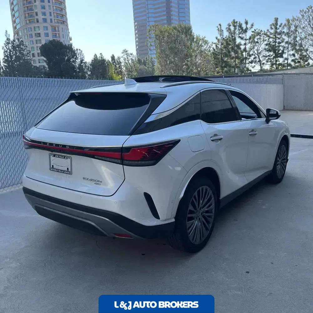 2024 Lexus RX 450h+ Luxury