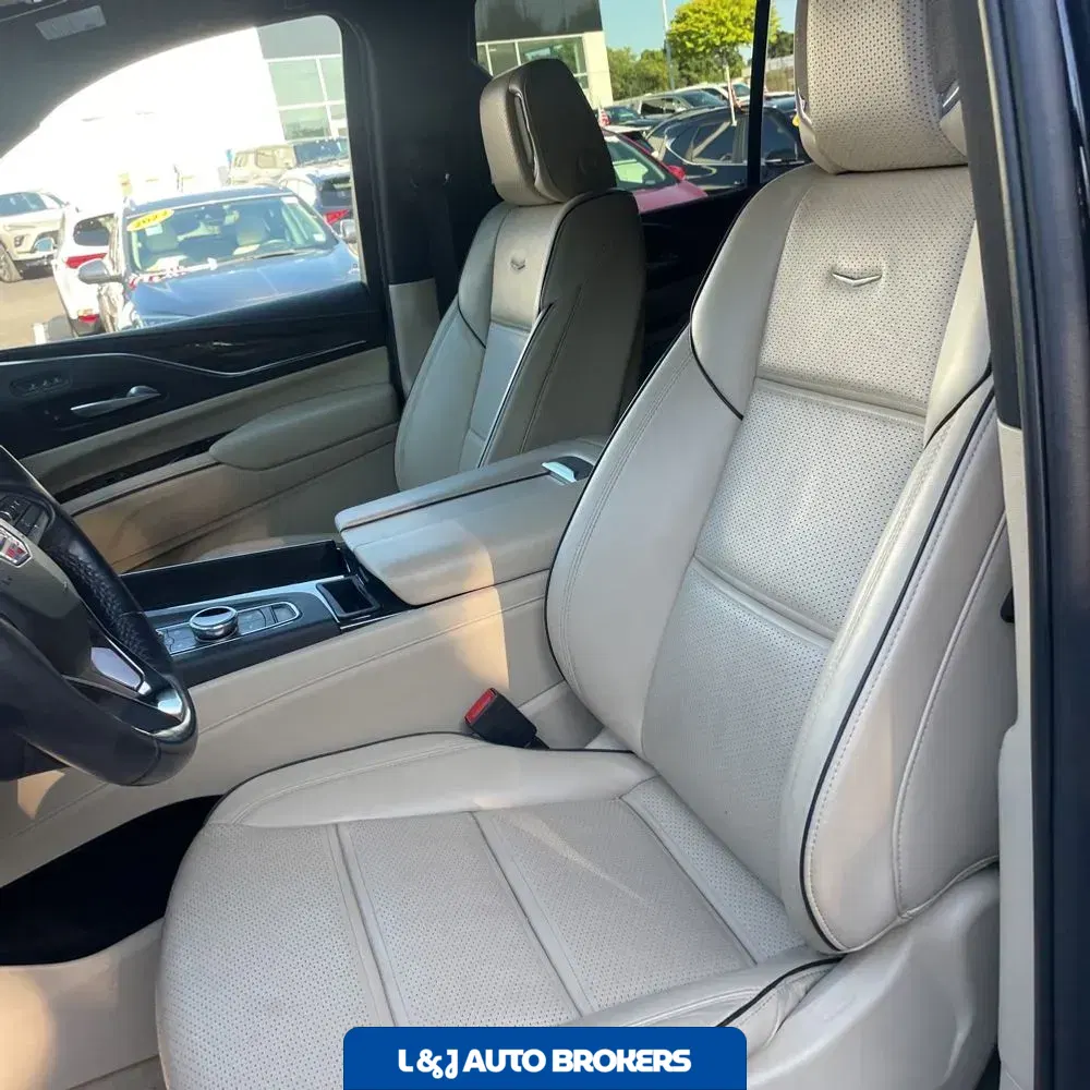 2023 Cadillac Escalade Premium Luxury